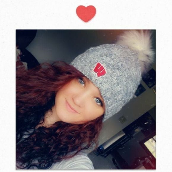 Meet your Posher, Taylor - Picture 1 of 1